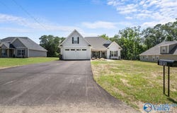 105 Kaying Road, Glencoe, AL 35905