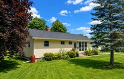 23 Gilbert Street, Orono, ME 04473
