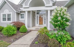 304 Auburn Oaks Drive, Wadsworth, OH 44281