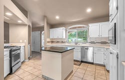 2917 Eagle Way, Madera, CA 93637