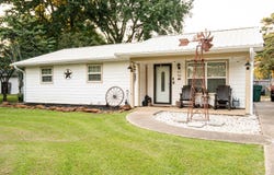 613 E Cleveland St, Taylor, AR 71861