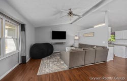 3133 N Bluff Court, Hudsonville, MI 49426