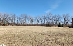155 Timber Creek Drive, Mason City, IA 50401