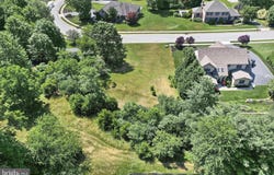 2254 SPANGLER CIRCLE, YORK, PA 17406