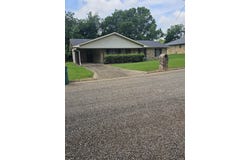 308 Bounds St, Carthage, TX 75633