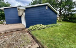 304 Roy El Court, Wapello, IA 52653