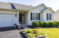 70 Alverstone Way, Henrietta, NY 14586