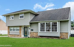 9 Sherwood Lane, Glassboro Boro, NJ 08028
