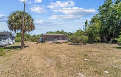 4250 29th Ave, Vero Beach, FL 32967