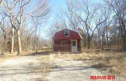 294 Sugar Lake Drive, Mound City, KS 66056