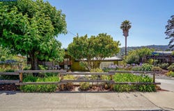 2835 Stephen Dr, Richmond, CA 94803