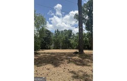 1102 Saint Marys, Waycross, GA 31501