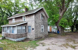 100 BROWN Lane, LAUREL, DE 19956