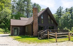 20 Hillside Ln, Sheffield, MA 01222