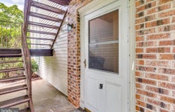 9 VILLAGE COURT, MOUNT LAUREL, NJ 08054