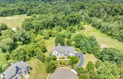 10 Bermet Court, Tinton Falls, NJ 07724