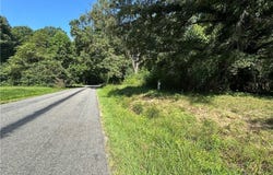 1126 Jackson Road, Bumpass, VA 23024