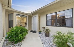 2226 CYPRESS COVE Drive, TAVARES, FL 32778