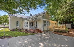 103 N Mckay Avenue, Dunn, NC 28334
