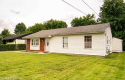 4400 Silverleaf Dr, Louisville, KY 40213