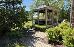 48871 Manhattan Circle, Canton, MI 48188
