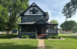 518 E Hughson St, Randolph, NE 68771