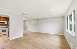 610 Academy Ter, Linden City, NJ 07036-5614