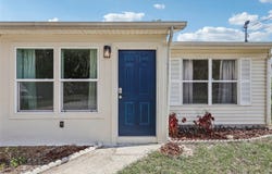 500 E CAROLINE STREET, TAVARES, FL 32778