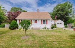 15 Truman St, Westport, MA 02790