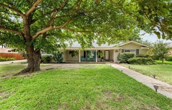 1605 Renee Drive, Hurst, TX 76054