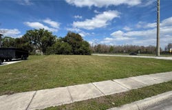 525 E PARK STREET, KISSIMMEE, FL 34744