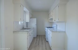 714 Tanner Drive, Paso Robles, CA 93446