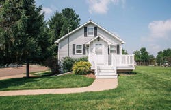 106 W Division Street, Greenwood, WI 54437
