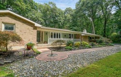82 Kings Hwy, Washington Twp., NJ 07853-3428
