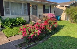 1456 E Lindberg Street, Springfield, MO 65804