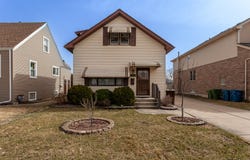 9931 Menard Avenue, Oak Lawn, IL 60453