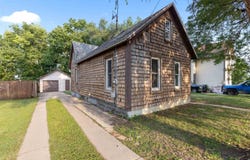 1015 Bluff Street, Beloit, WI 53511