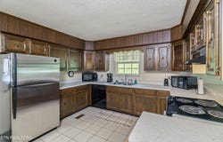 154 Swan Seymour Rd, Maynardville, TN 37807