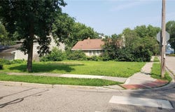 88 1st Street, Excelsior, MN 55331