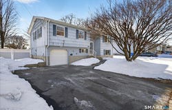 80 Flower Drive, Hamden, CT 06518