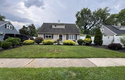 609 FAIRHILL Road, MORRISVILLE, PA 19067