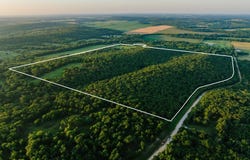 469 Road 29A, Longton, KS 67352