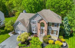 52 Spruce Meadows Drive, Monroe, NJ 08831