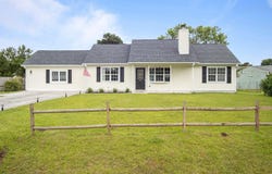 329 Buckhead Road, Hubert, NC 28539