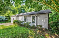 3909 Creek Court, Stone Mountain, GA 30083