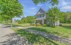 99 Fallberry St, Oak Ridge, TN 37830