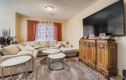 179 Stallion Lane, Circle Pines, MN 55014