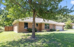 141 Blue Jay Street, Stephenville, TX 76401