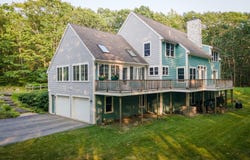 8 Shore Road, Biddeford, ME 04005