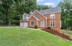 1784 Brookstone Court NW, Acworth, GA 30101